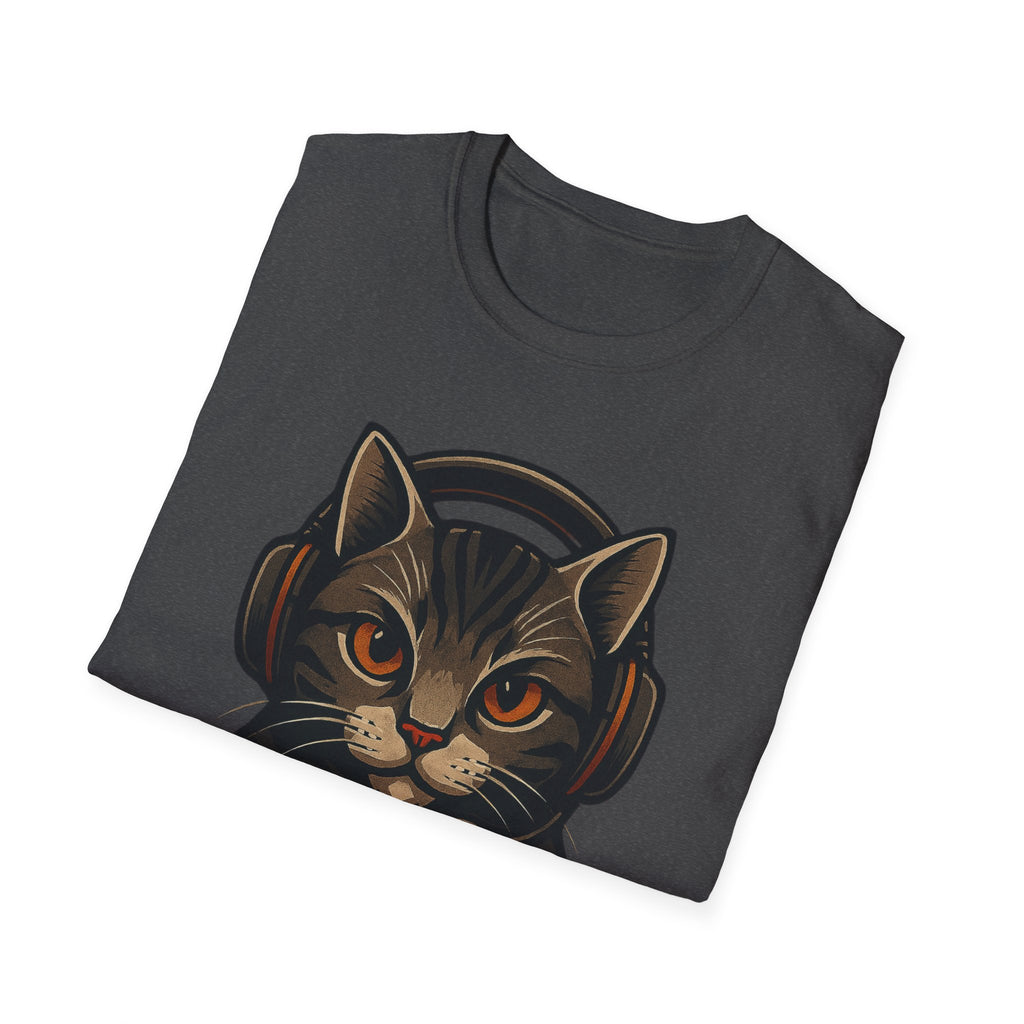Gaming Cat Holding Controller T-Shirt | Cat Gamer Graphic Tee