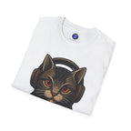 Gaming Cat Holding Controller T-Shirt | Cat Gamer Graphic Tee